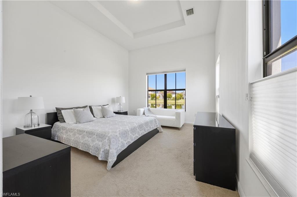 MAPLE RIDGE - Residential