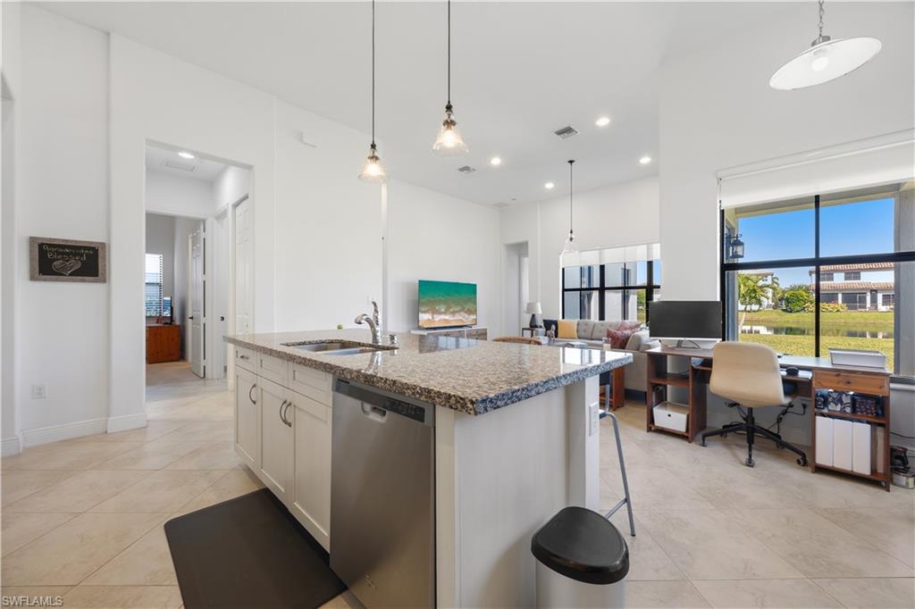 MAPLE RIDGE - Residential