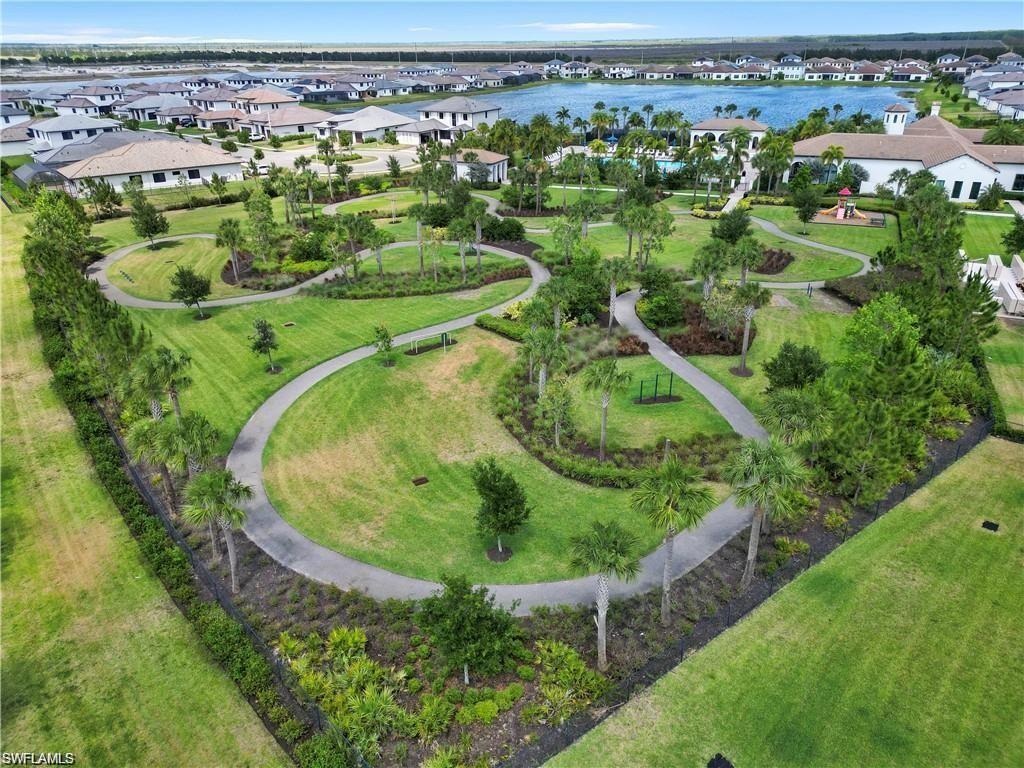 MAPLE RIDGE - Residential