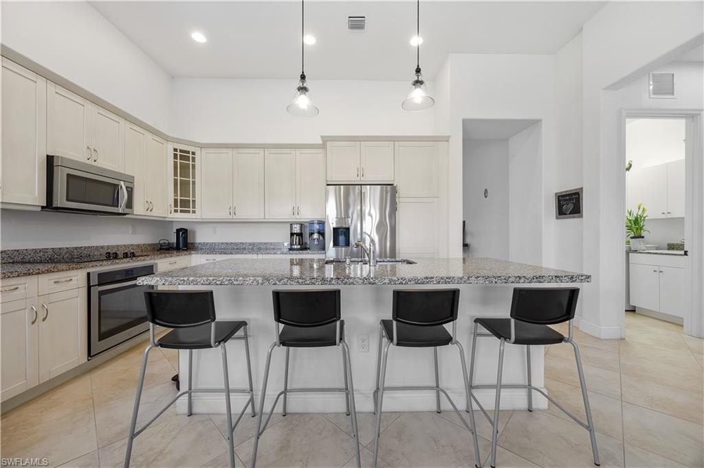 MAPLE RIDGE - Residential