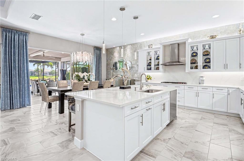 VALENCIA TRAILS - Residential