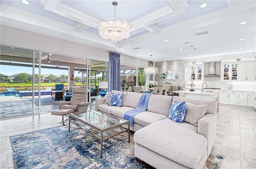 VALENCIA TRAILS - Residential