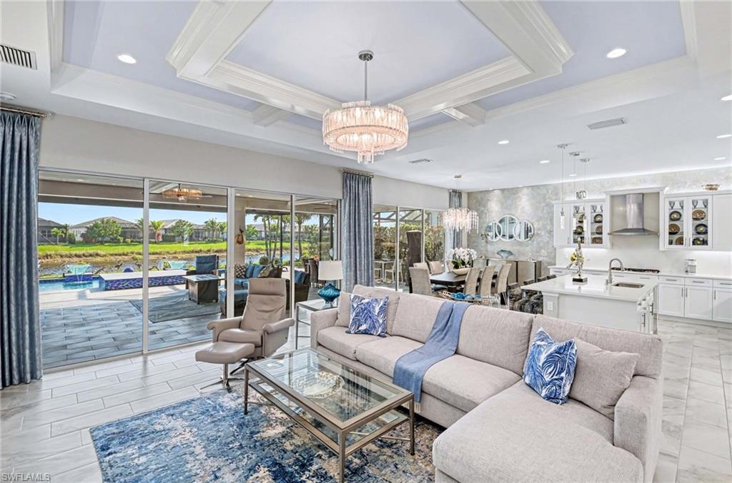 VALENCIA TRAILS - Residential