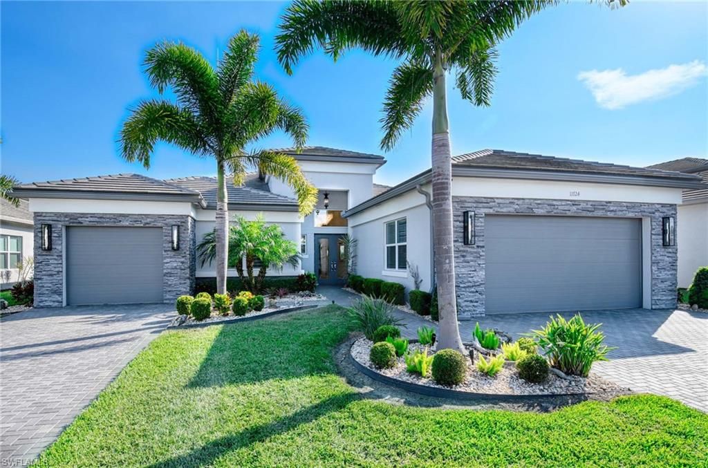 Photo of 11724 Peony TER, NAPLES, FL 34120 (MLS # 226012185)