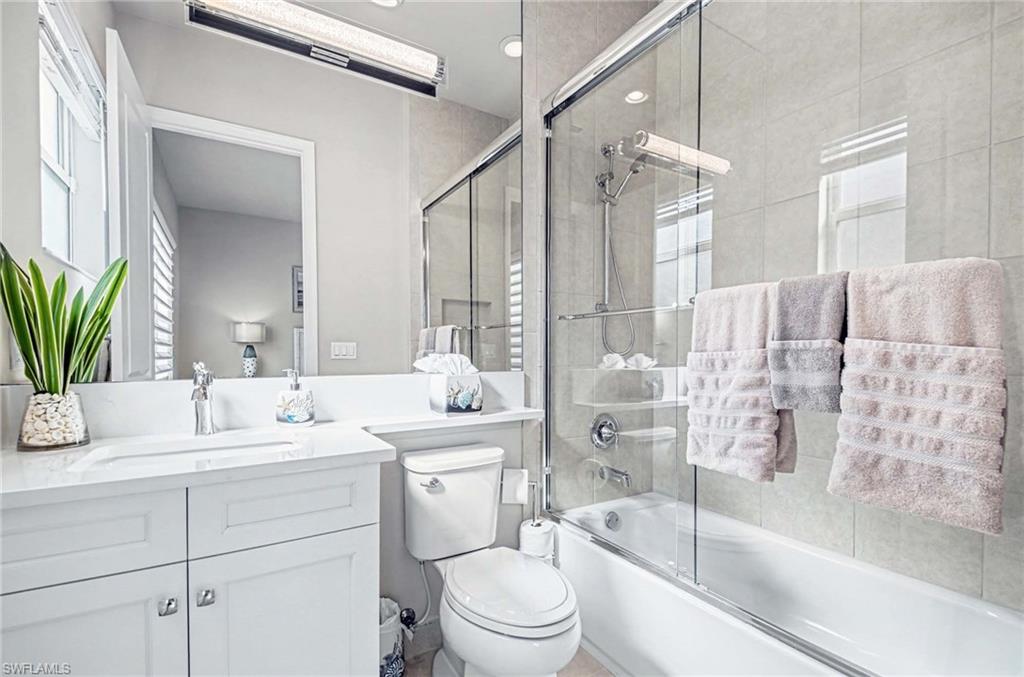 VALENCIA TRAILS - Residential