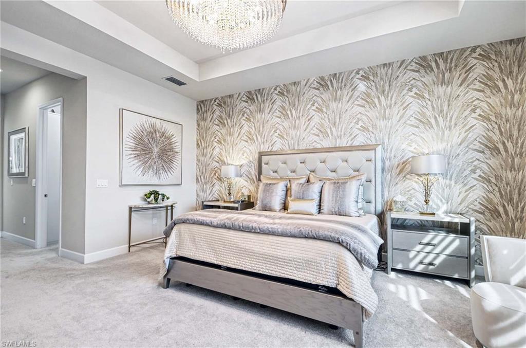 VALENCIA TRAILS - Residential