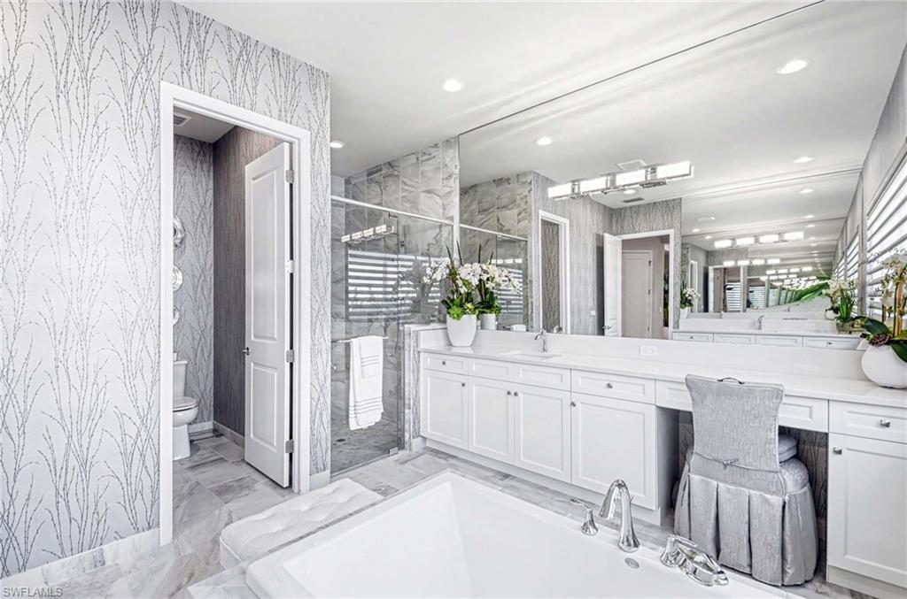 VALENCIA TRAILS - Residential