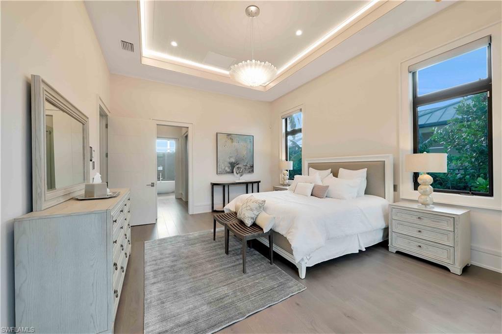 MOORINGS - Residential