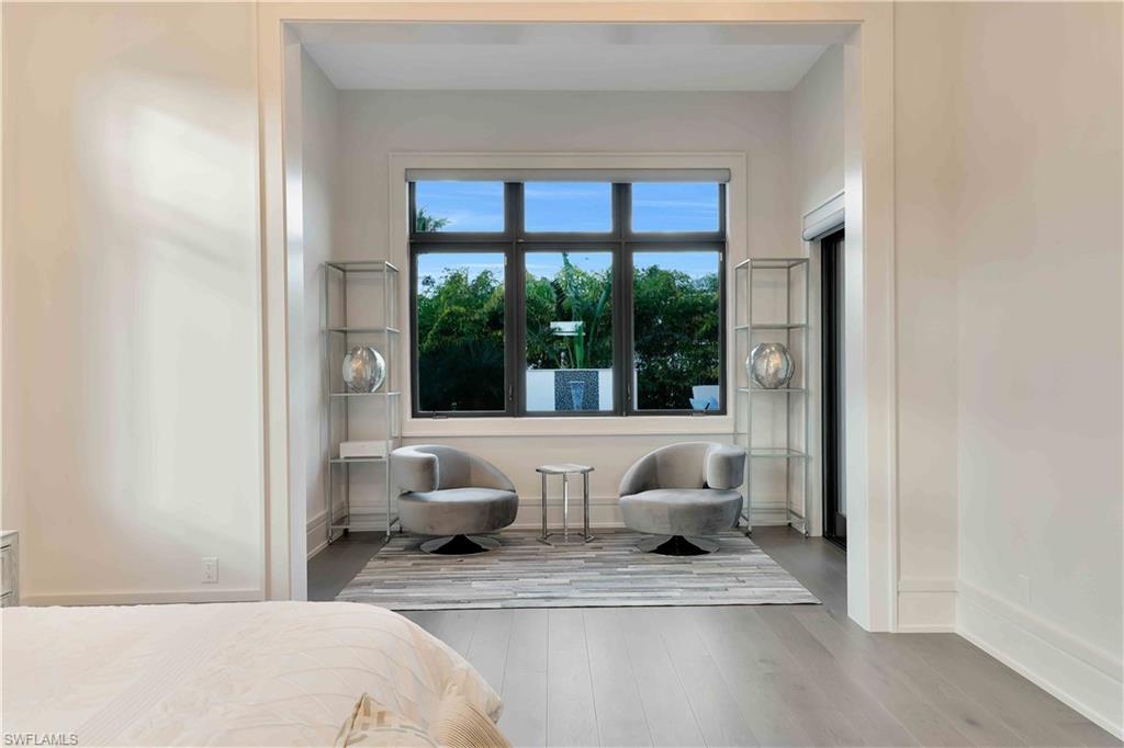 MOORINGS - Residential