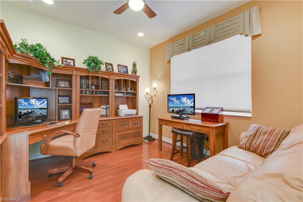 BOTANICA LAKES - Residential