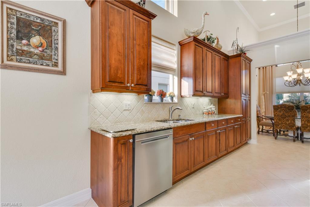 BOTANICA LAKES - Residential