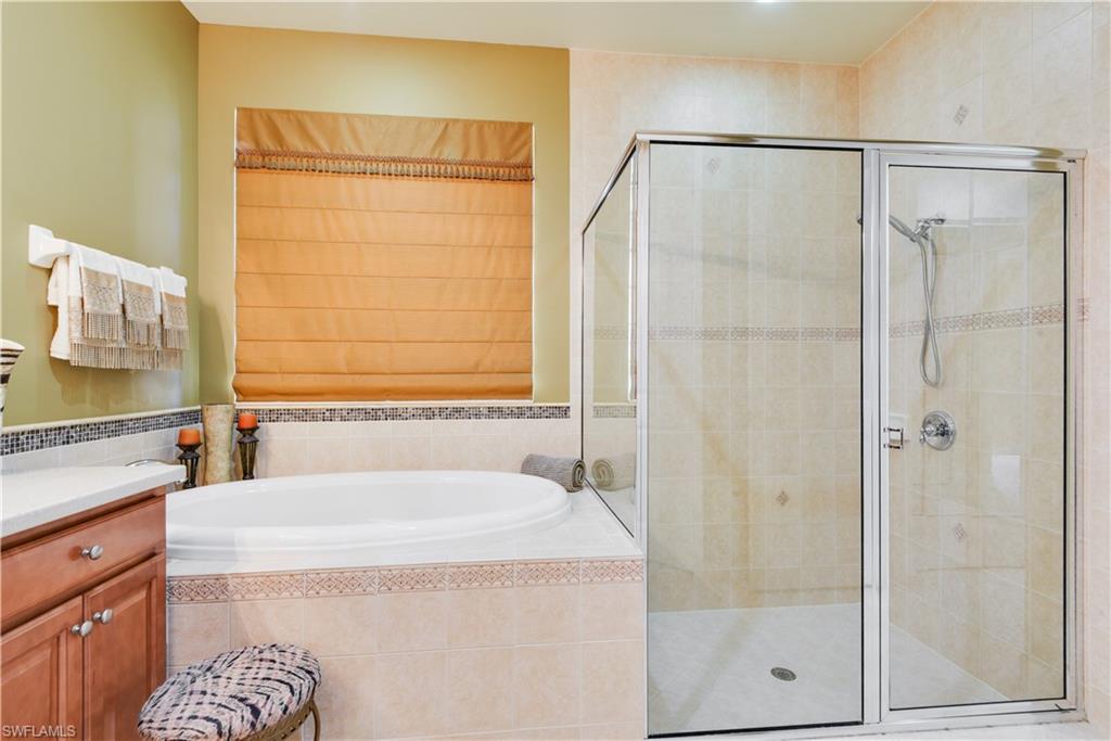 BOTANICA LAKES - Residential