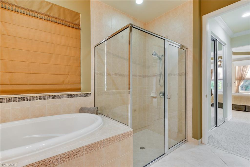 BOTANICA LAKES - Residential