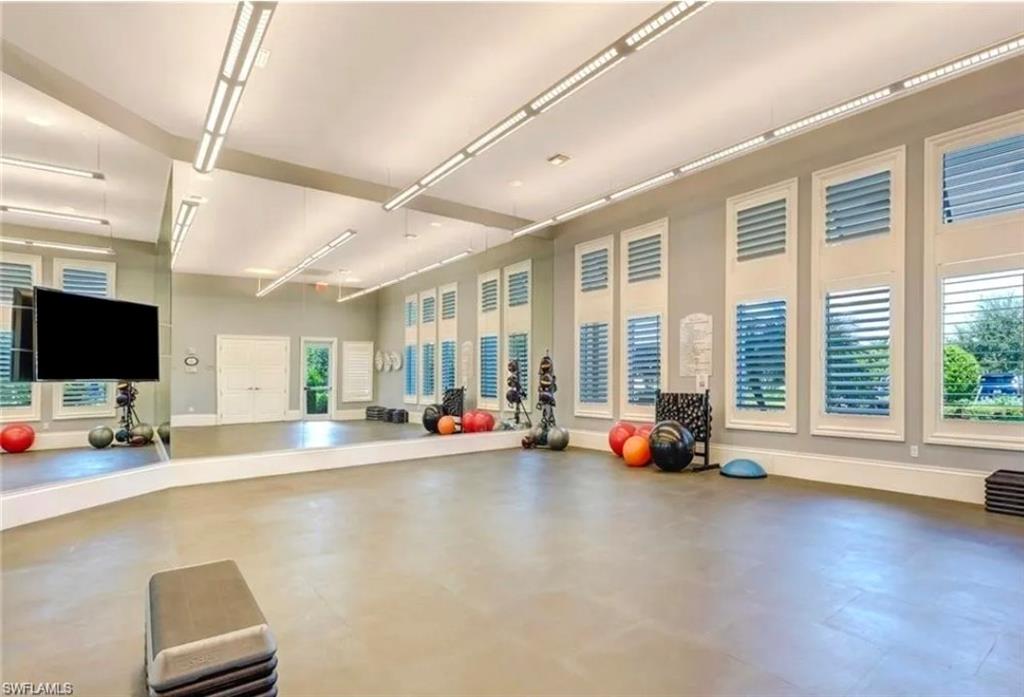 CORKSCREW SHORES - Residential