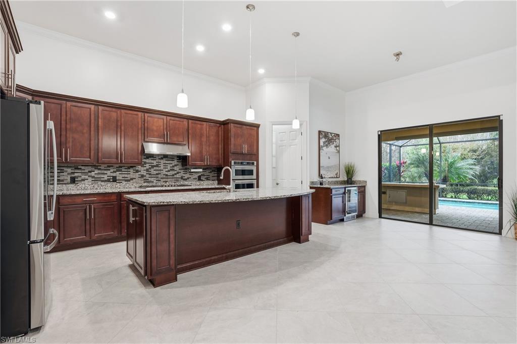 CORKSCREW SHORES - Residential