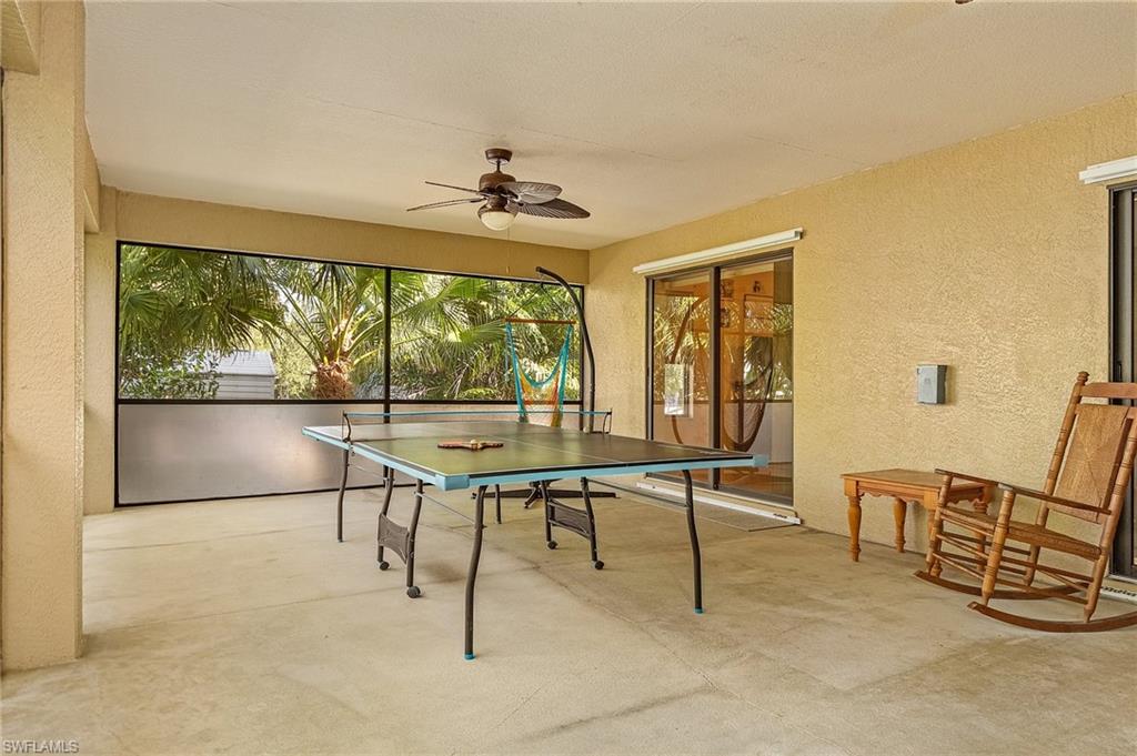 RIVER OAKS - Residential