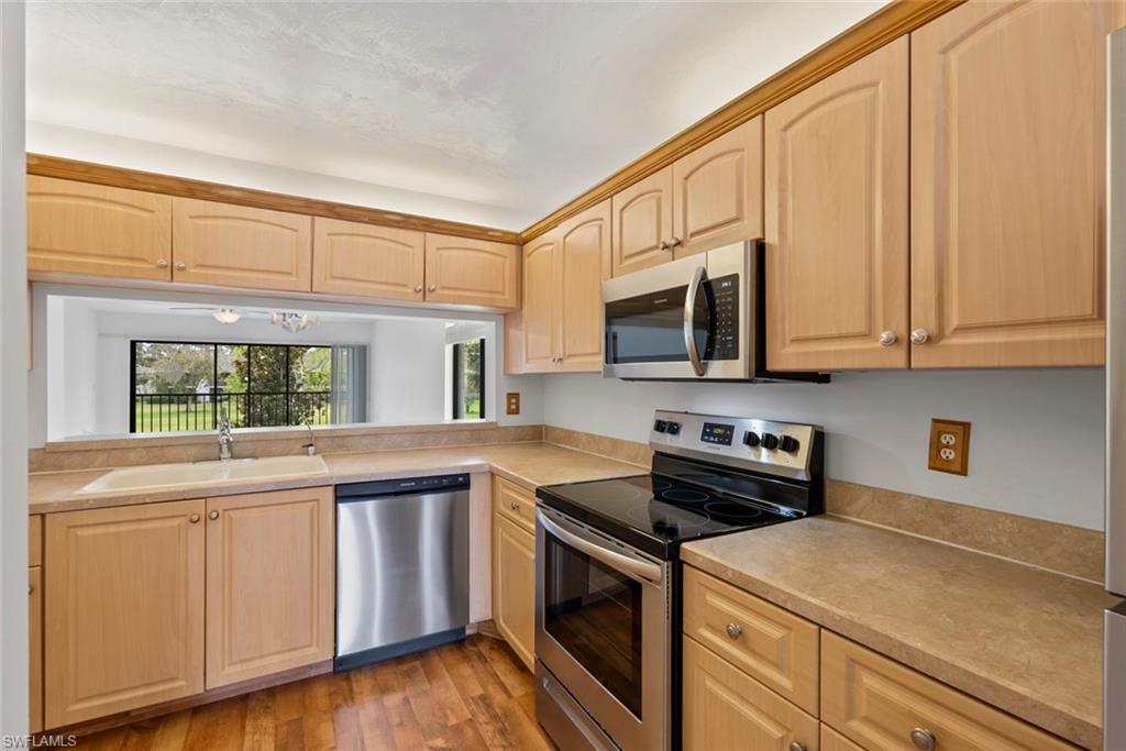 ABBEY AT BERKSHIRE VILLAGE - Residential