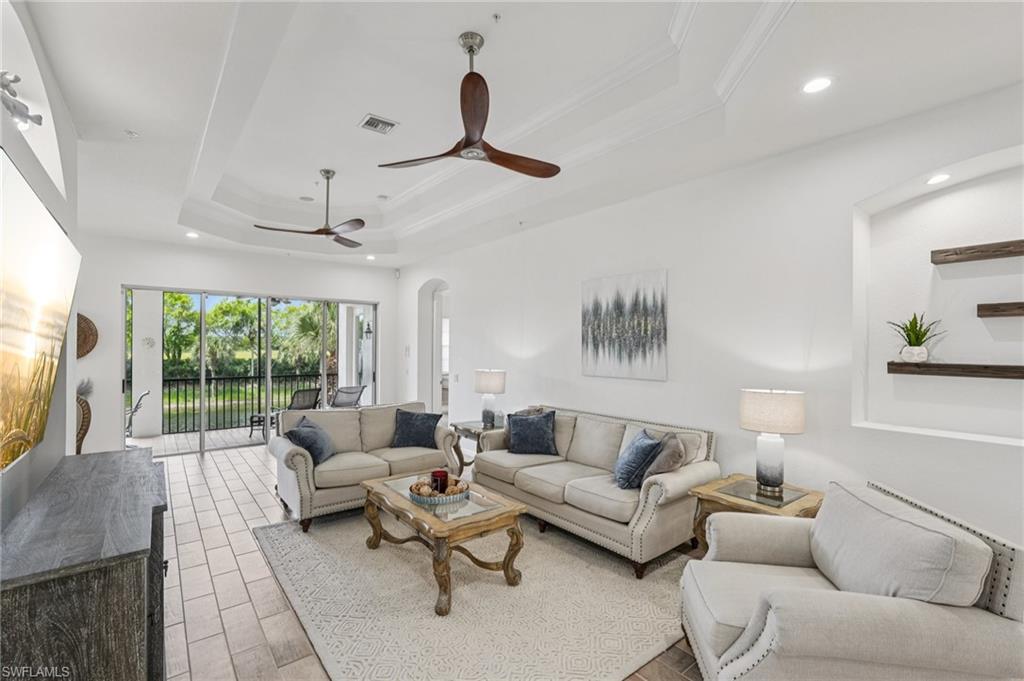 10100 Valiant CT 201