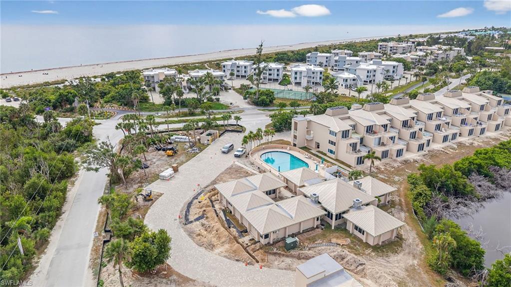 LIGHTHOUSE POINT CONDO - Residential