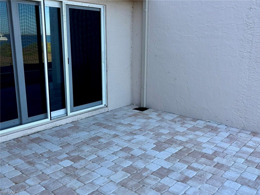 LIGHTHOUSE POINT CONDO - Residential