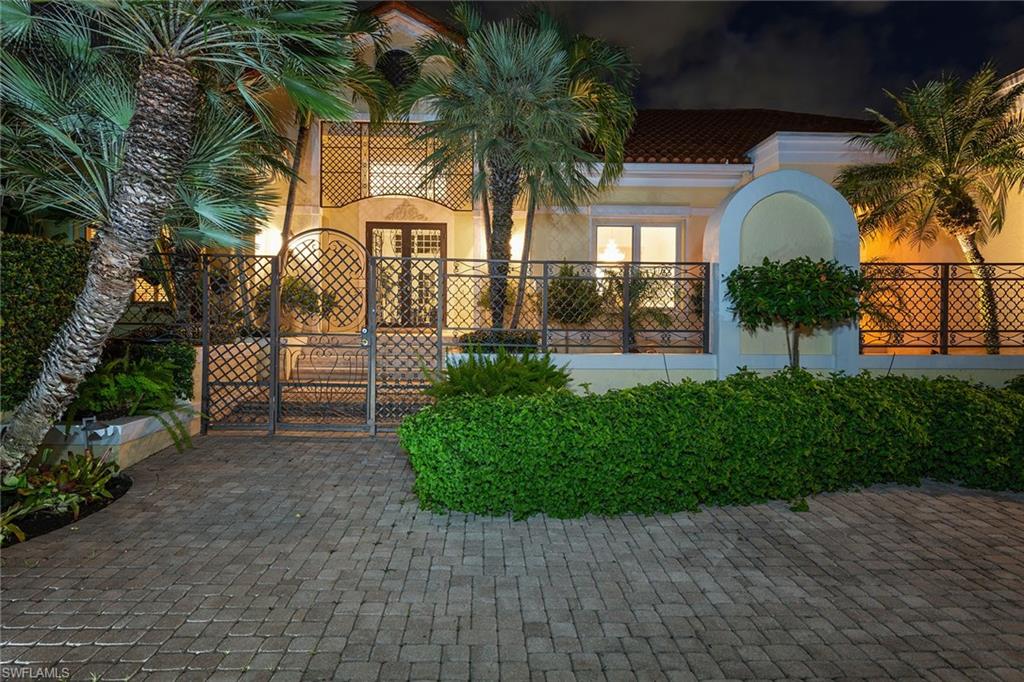 PARK SHORE - Residential