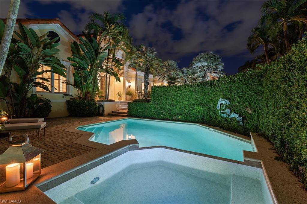 PARK SHORE - Residential