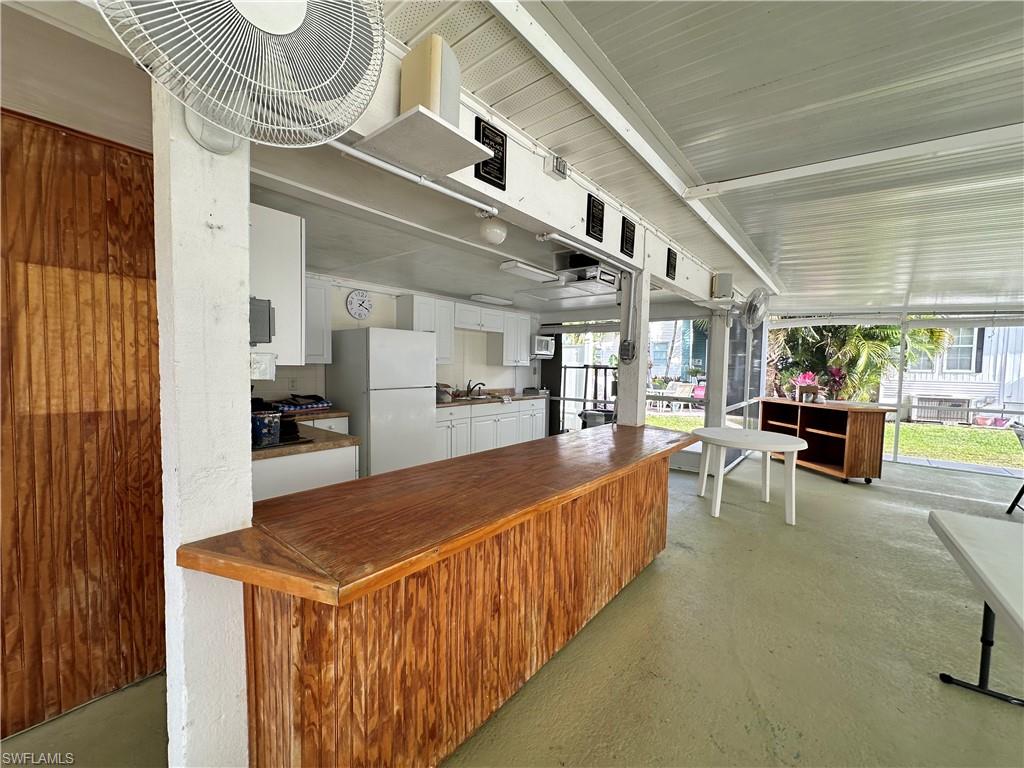 CORKSCREW WOODLANDS - Residential