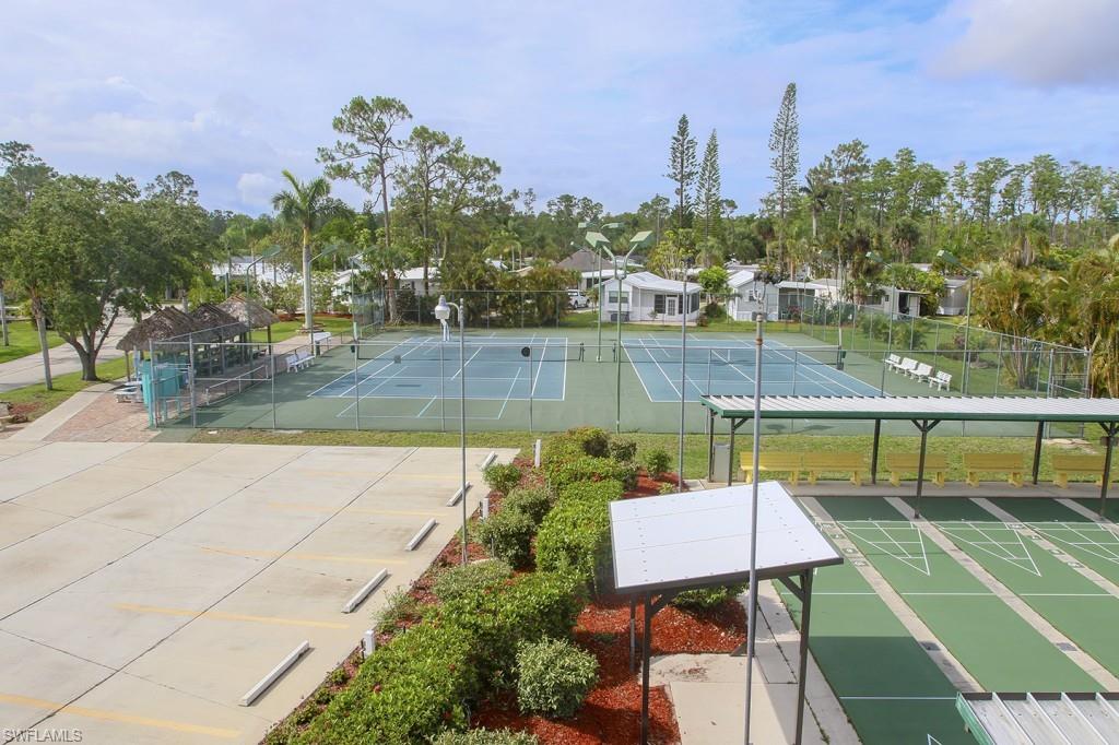 CORKSCREW WOODLANDS - Residential