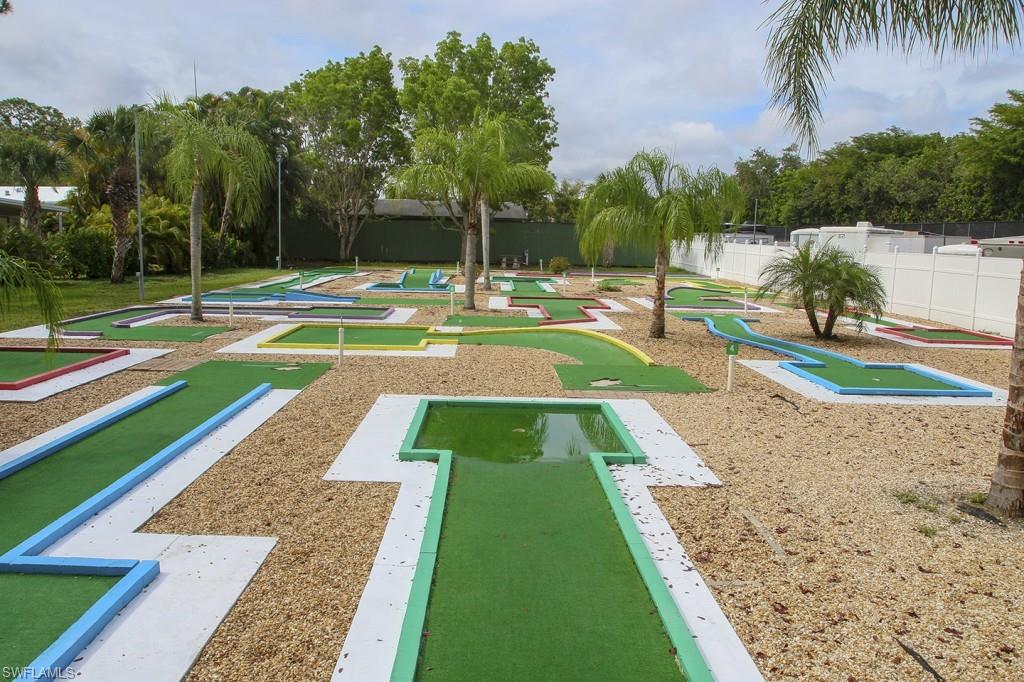 CORKSCREW WOODLANDS - Residential