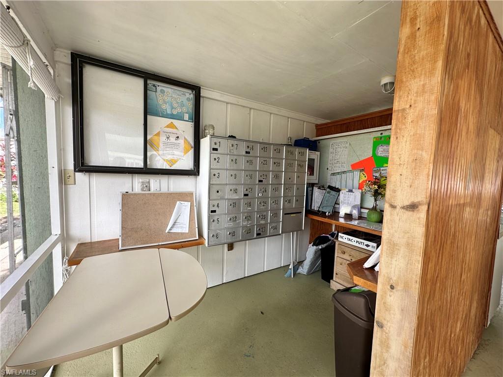 CORKSCREW WOODLANDS - Residential