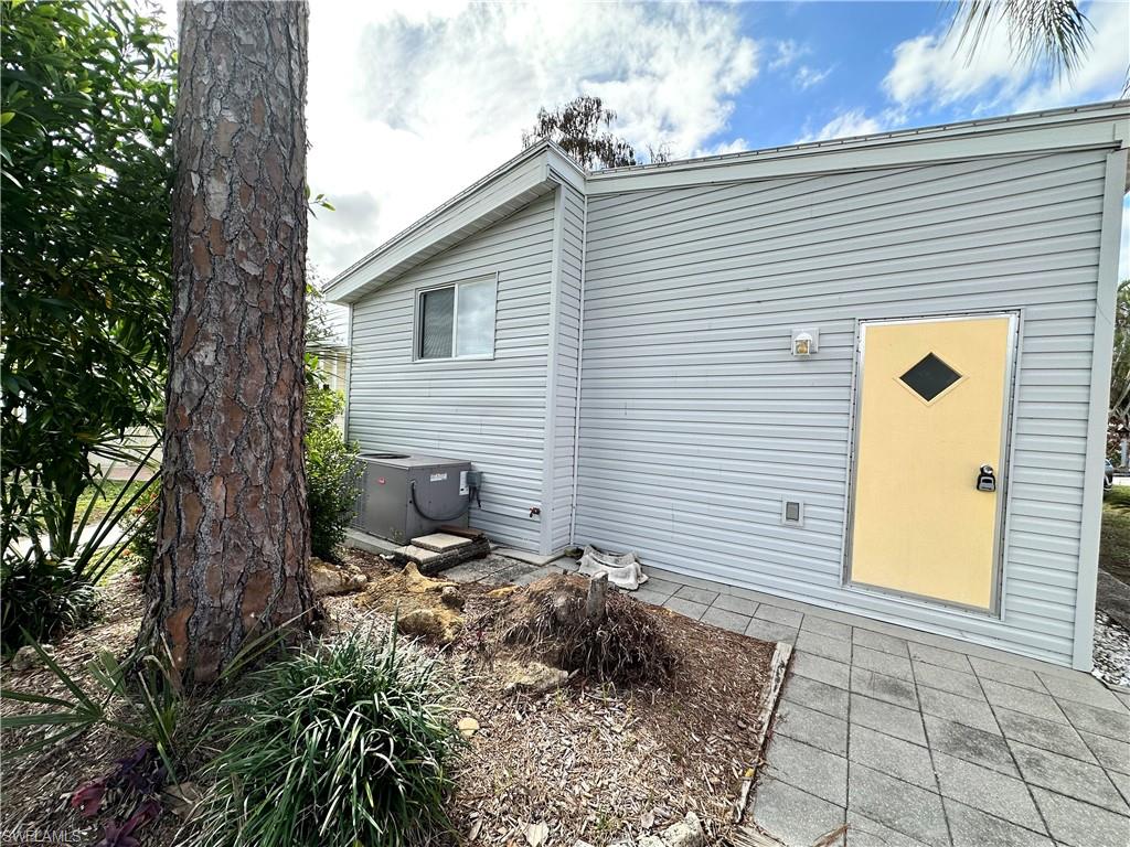 CORKSCREW WOODLANDS - Residential