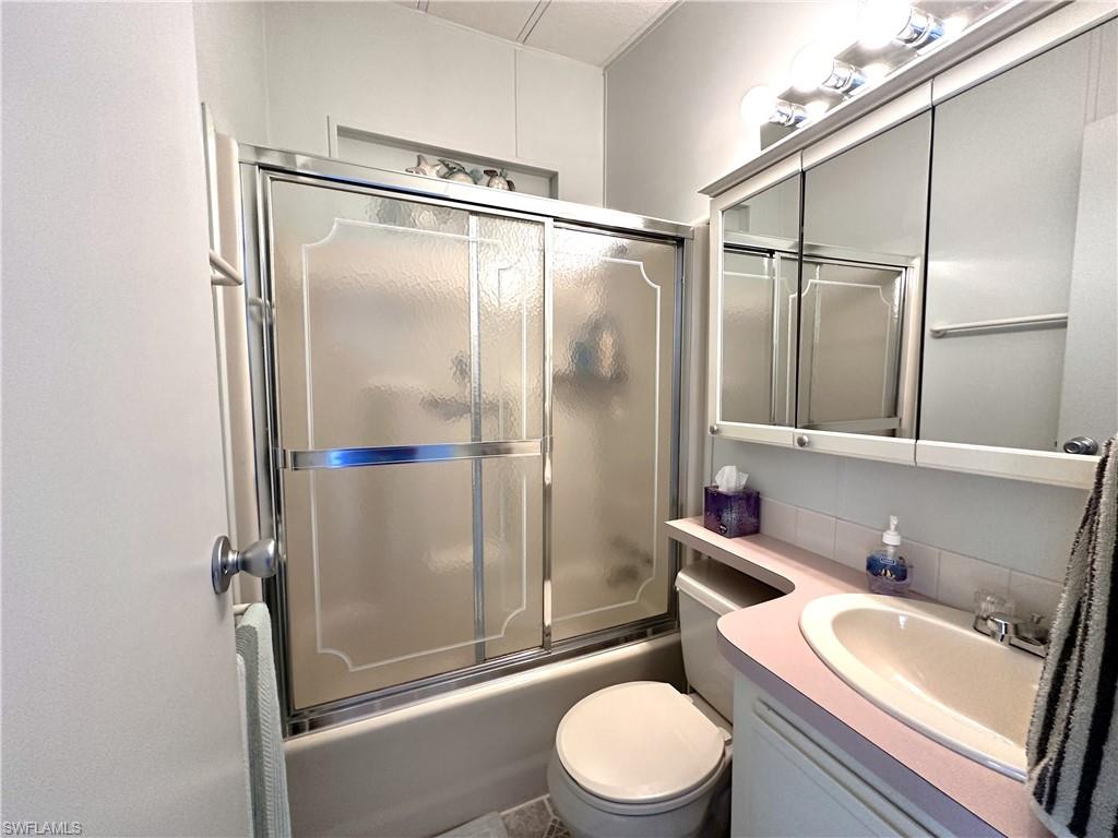 CORKSCREW WOODLANDS - Residential