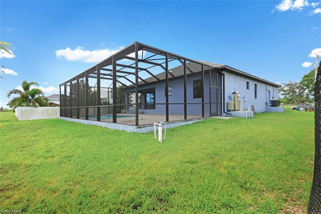 CAPE CORAL - Residential