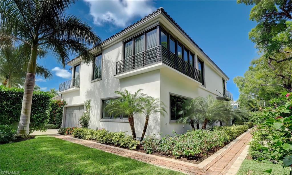 OLDE NAPLES - Residential