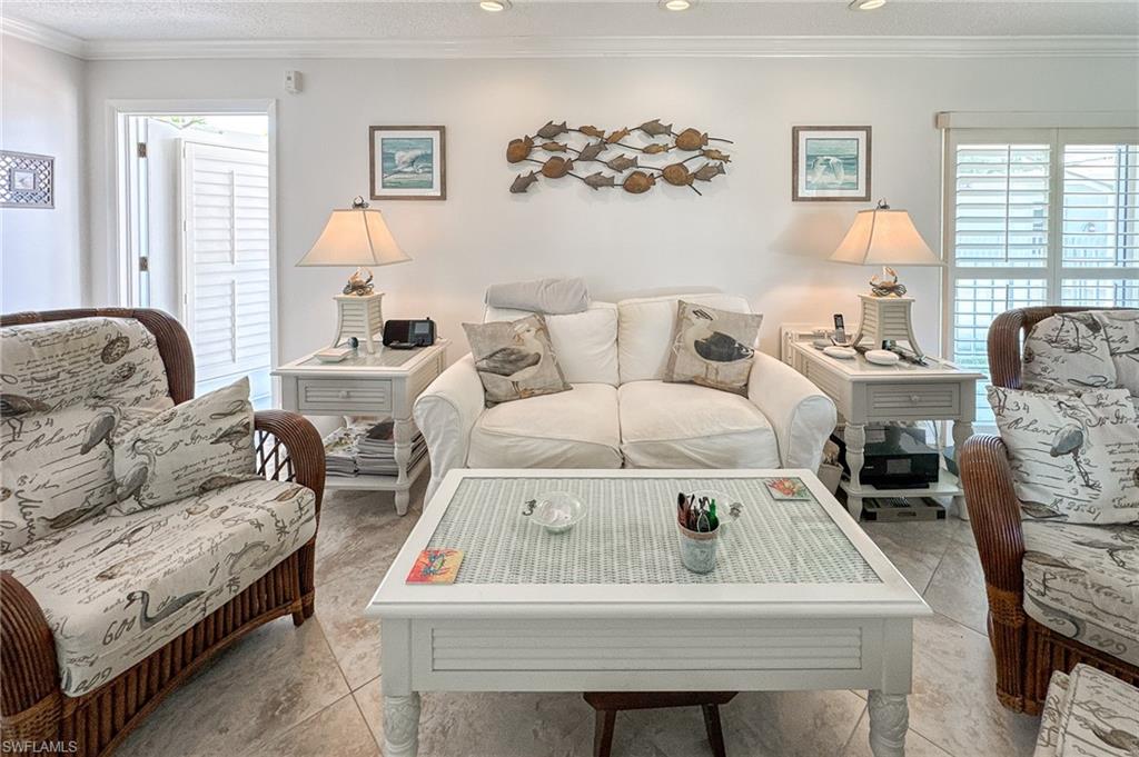 FAIRFAX CLUB - Residential