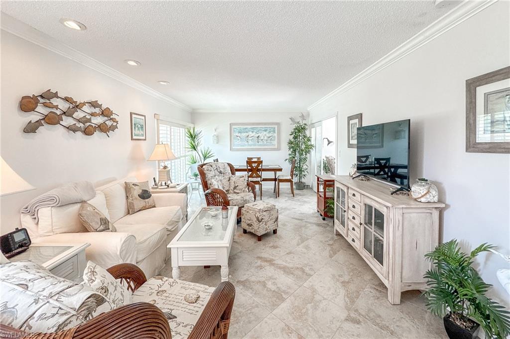 FAIRFAX CLUB - Residential