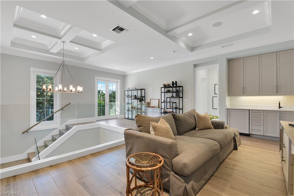 HEMINGWAY PLACE - Residential