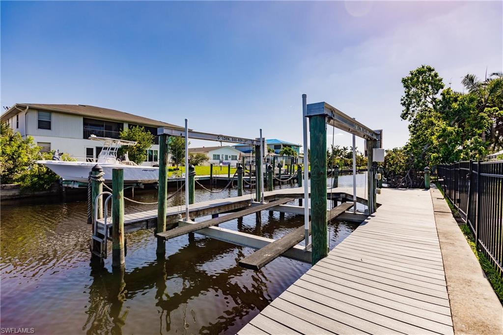 YACHT CLUB - Residential