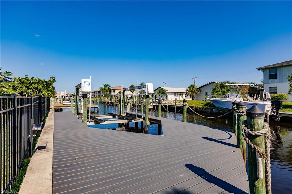 YACHT CLUB - Residential