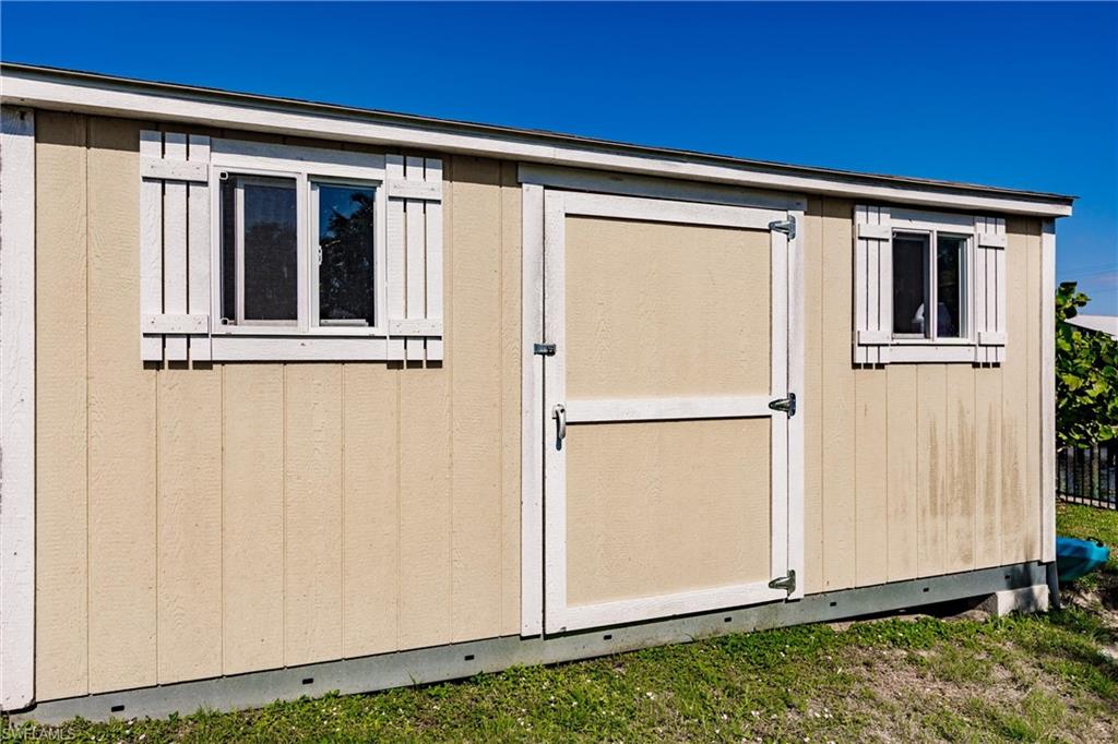 YACHT CLUB - Residential