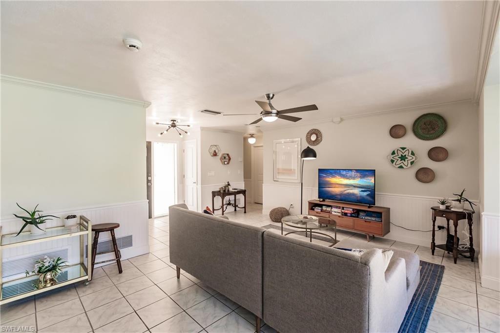 YACHT CLUB - Residential