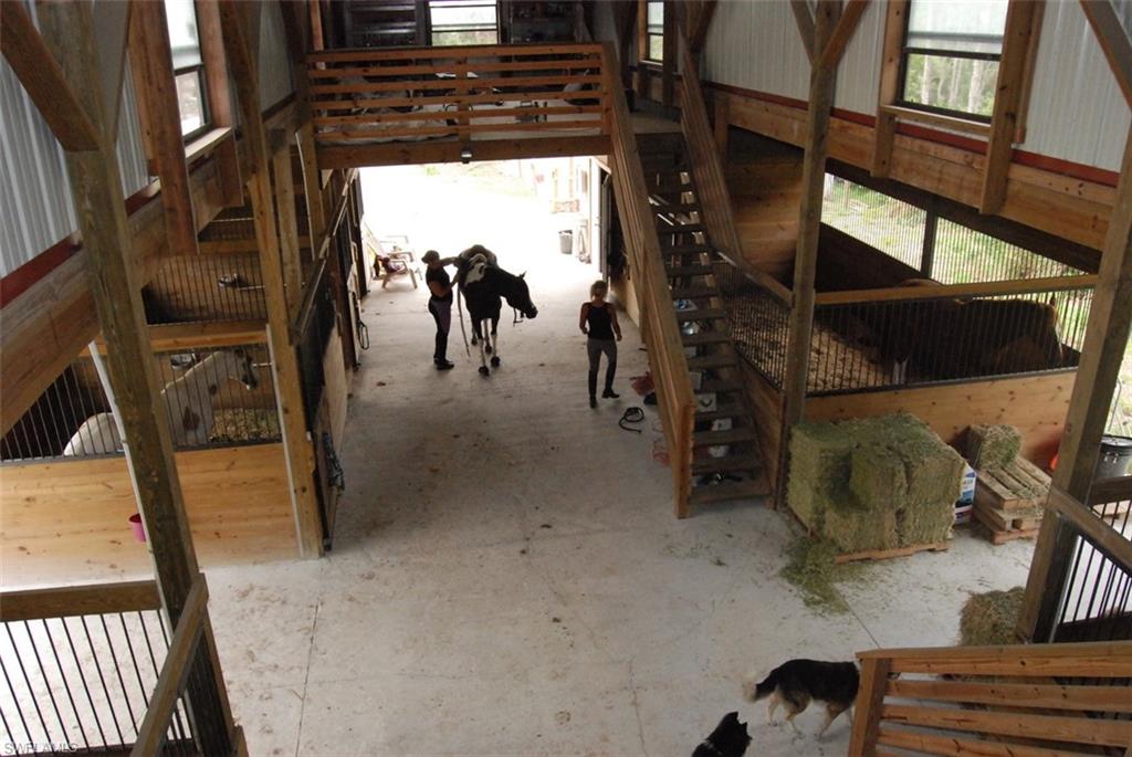 CREEKSIDE ESTATES - Land