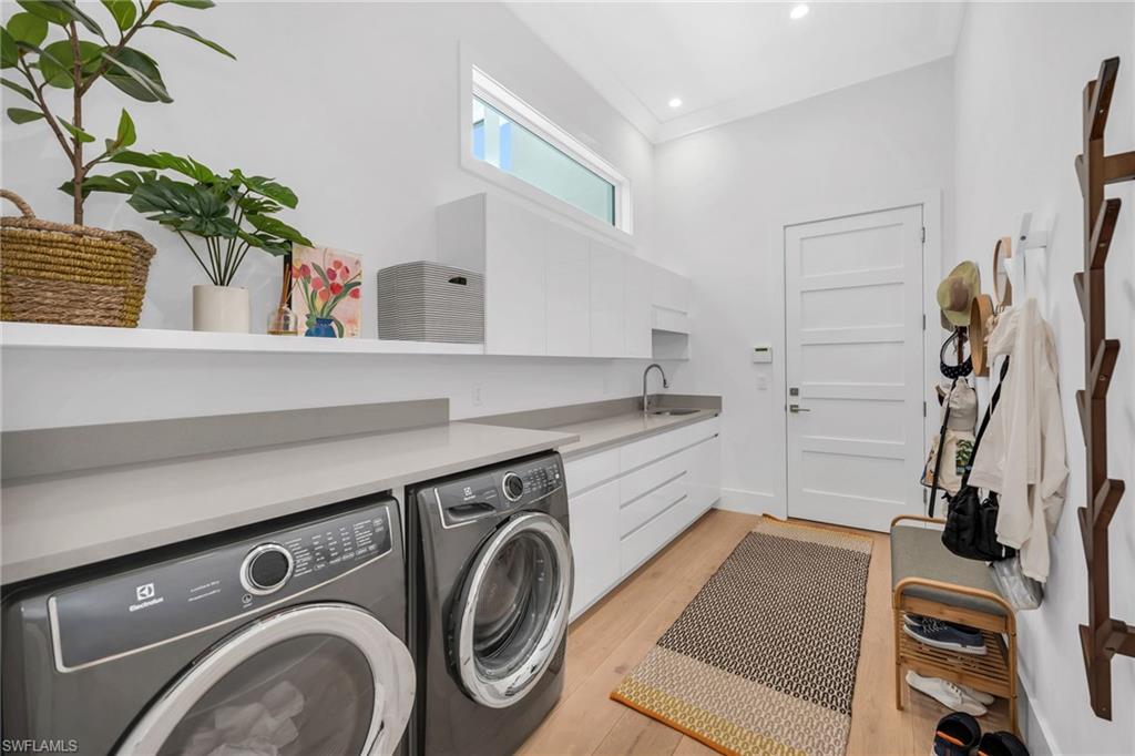 LANDINGS AT BEARS PAW - Residential