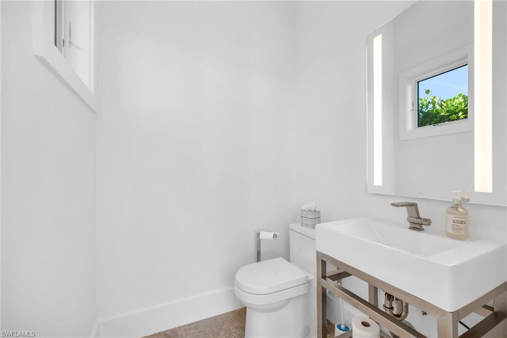 LANDINGS AT BEARS PAW - Residential