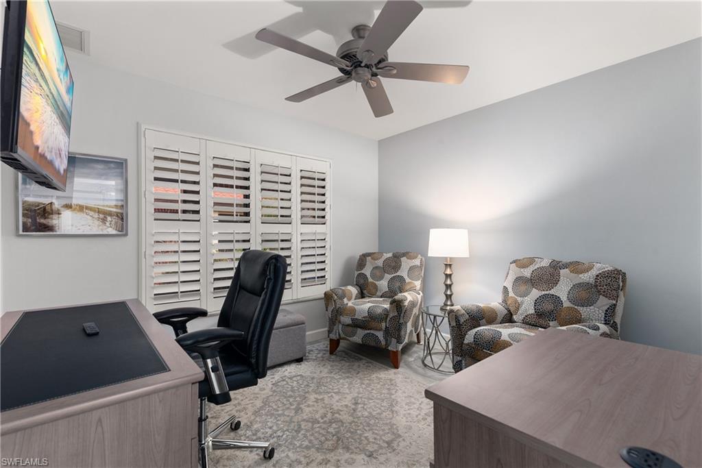 BOCA CIEGA MANOR - Residential