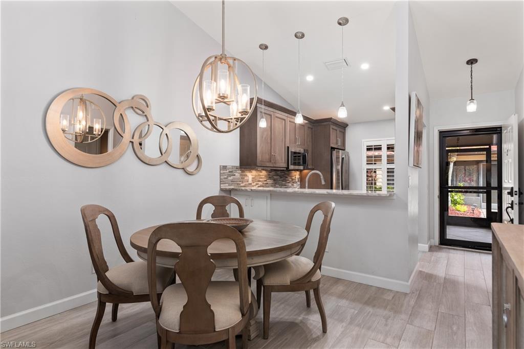 BOCA CIEGA MANOR - Residential