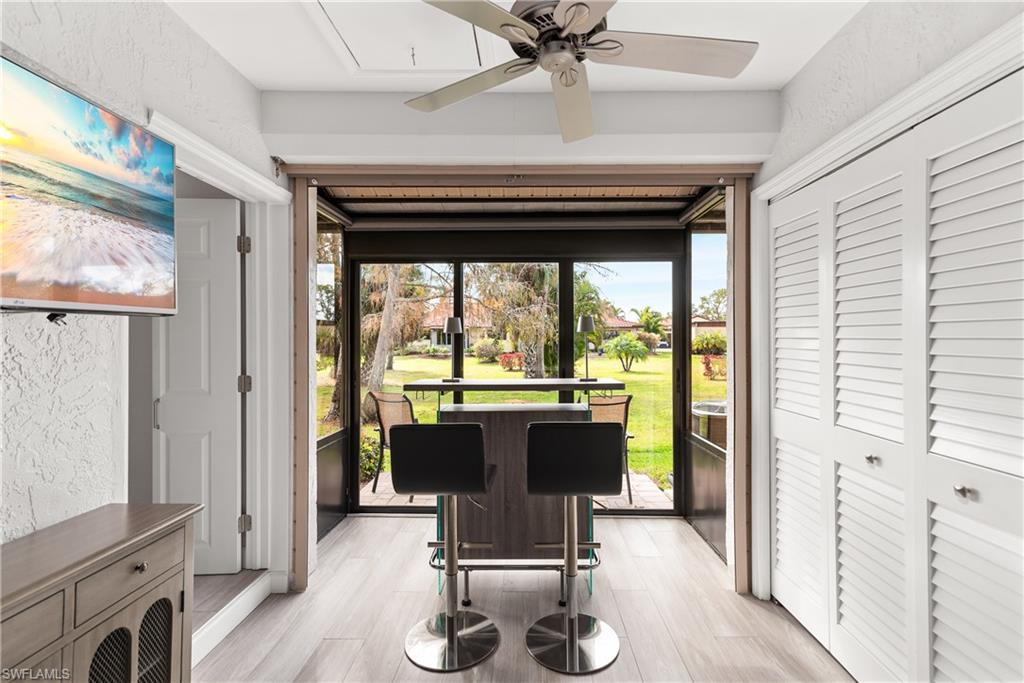 BOCA CIEGA MANOR - Residential