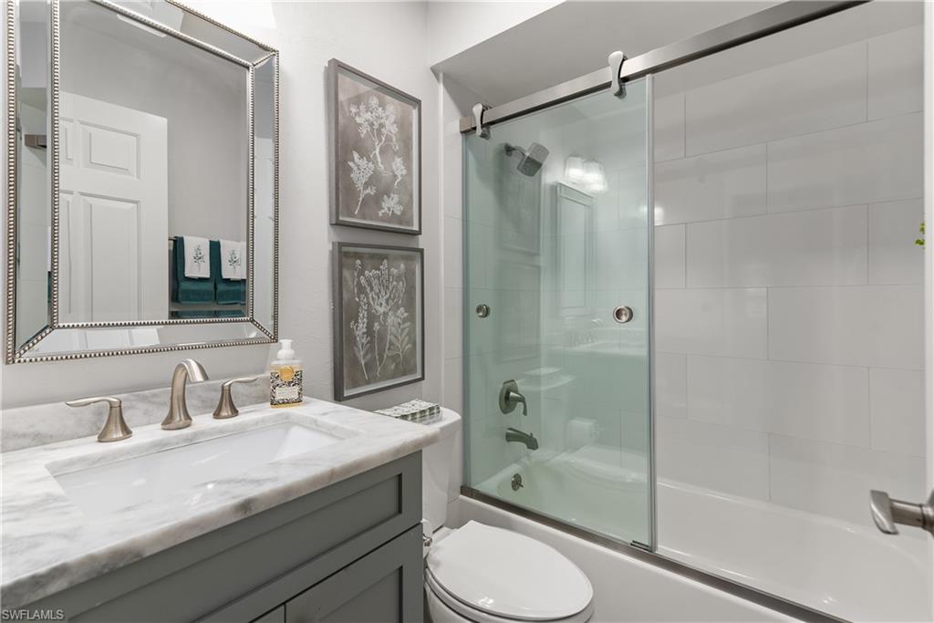 BOCA CIEGA MANOR - Residential