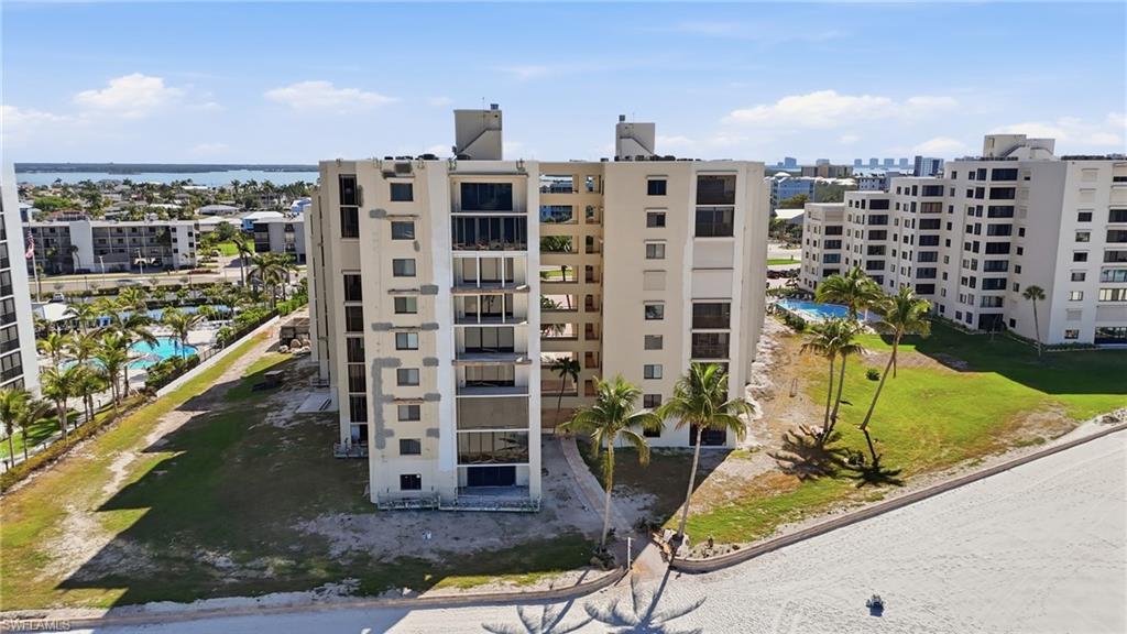 SANDARAC CONDO - Residential