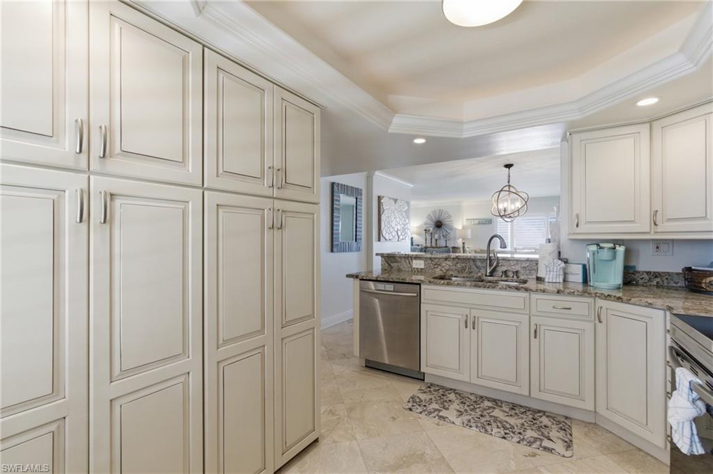 SANDARAC CONDO - Residential